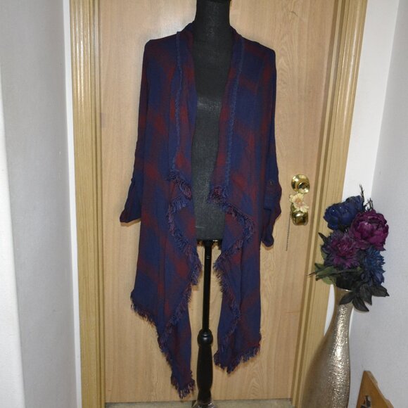 Knox Rose Plaid Fringe Red & Navy Blue Open Cardigan - Picture 2 of 10